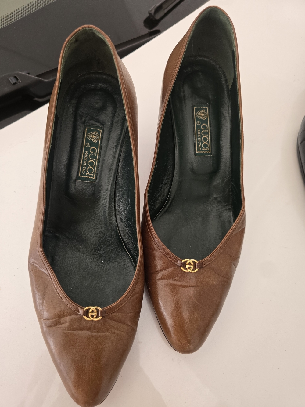 Vintage Gucci Brown Leather Pointed-Toe Pumps with Gold GG Accent
